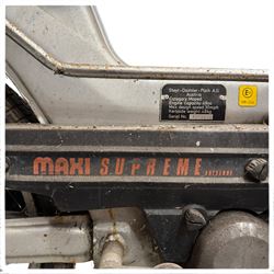 Steyr - Daimler Puch A.G. maxi supreme autolube, moped, 49cc D406 LAT