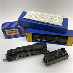 Hornby Dublo - three-rail A4 Class 4-6-2 locomotive 'Mallard' No.60022 with instructions and guarantee in later medium blue box and separate unboxed tender; and 4MT Standard 2-6-4 Tank locomotive No.80054 in blue striped box (2)