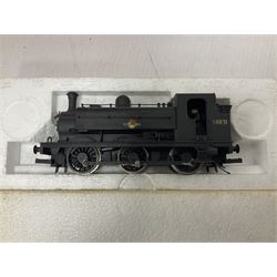 Hornby ‘00’ gauge - LBSC Class A1 0-6-0 ‘Brighton Works’ Terrier locomotive no.32635; LBSC E2 Class 0-6-0 tank locomotive no.100; BR Class 3F Jinty 0-6-0 tank locomotive no.47480; Caledonian ‘Pug’ Class 0-4-0 Saddle Tank locomotive no.270; GNR Class J13 0-6-0 Saddle Tank locomotive no.1247; LNER Class J83 0-6-0 locomotive no.8477; Class J52 0-6-0T locomotive no.68831 in BR black; in original boxes; BR Black 0-4-0 locomotive no.56025, in ‘Smokey Joe’ box; two further loose locomotives comprising ‘Waddon’ 0-6-0 locomotive no.54 and Caledonian Railway 0-4-0 locomotive no.270 (10) 