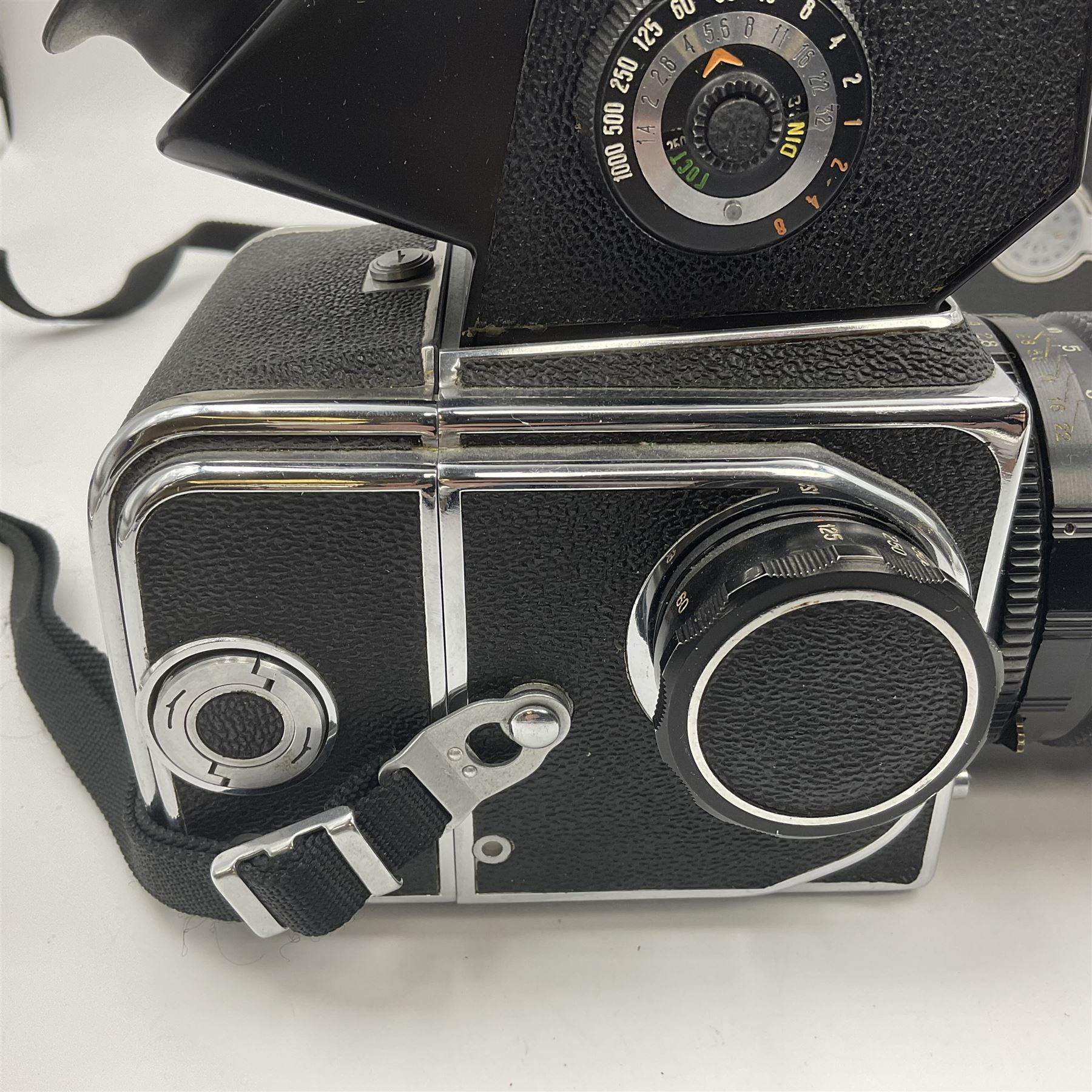 Kueb 88 camera body, with 'Mc Bonha-3 2.8/80' lens serial no 824052