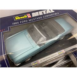 Revell - seven 1:18 scale die-cast models comprising '55 Ford Thunderbird; '56 Thunderbird 'Pink Dream'; '69 Corvette Convertible; 1965 Ford Mustang Convertible; Honda NSX; Pininfarina Mythos; and BMW Isetta 250; all boxed (7)