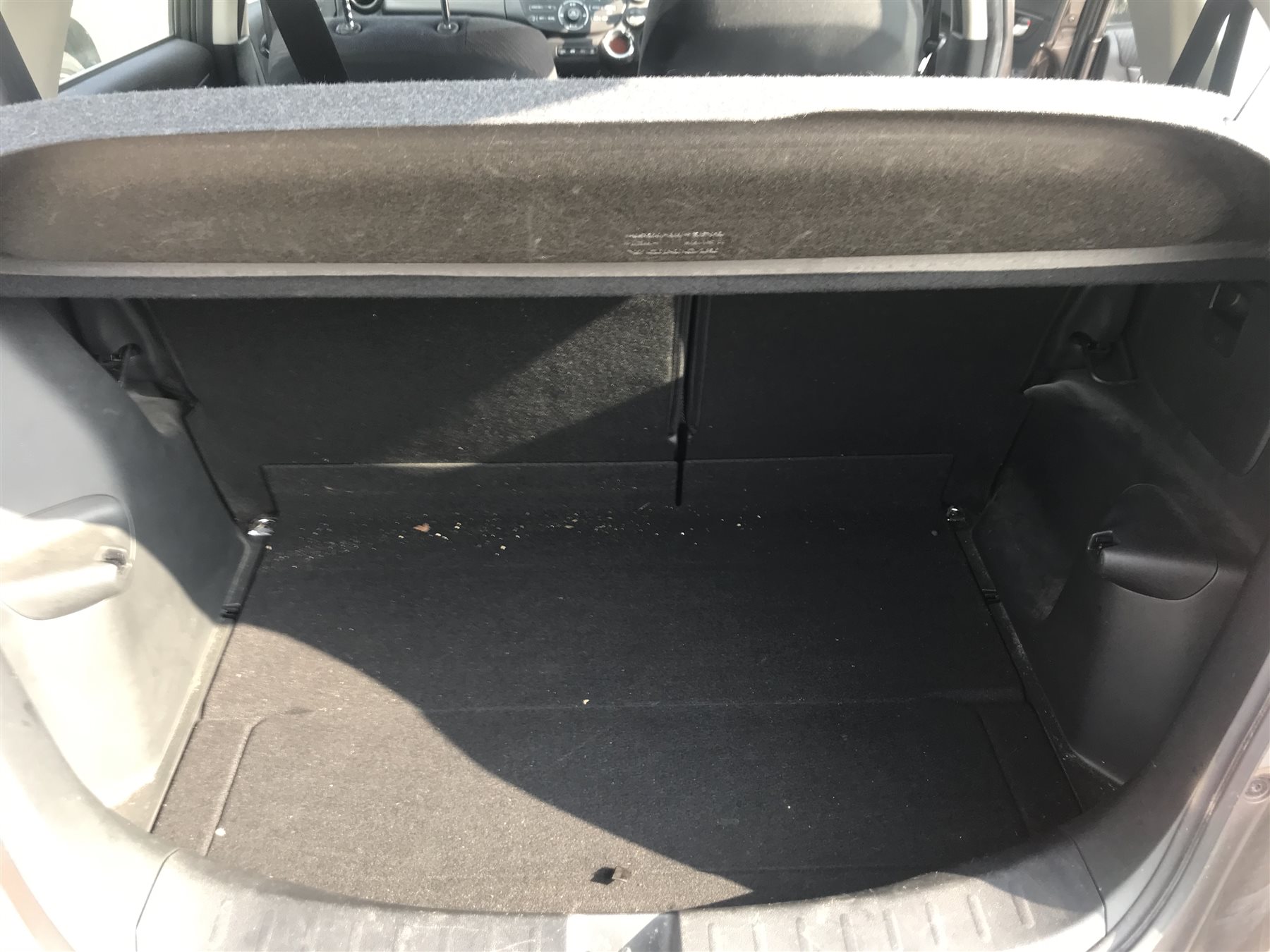 2012 Honda Jazz 1.4 i-VTEC ES CVT. 5 doors, automatic transmission, petrol, climate control, electric windows. 32,000 miles from new. Alloy wheels. No V5 present, No MOT. From local estate.