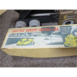 Marx Scissors Hydraulic Dump Truck, Electric Remote Control Car and a tinplate fire engine, dump truck H