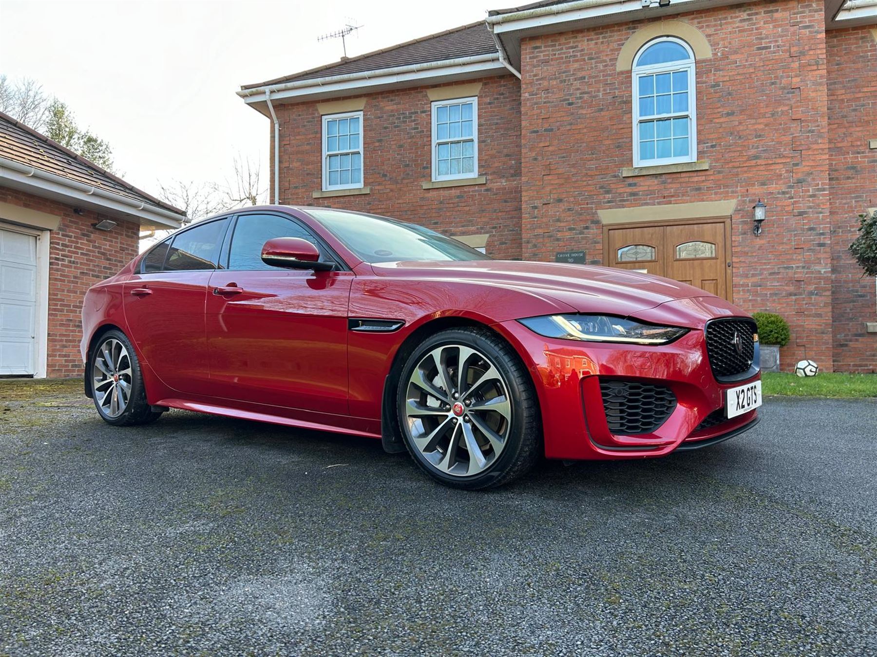 X2 GTS - JAGUAR XE SALOON - 2.0 R-Dynamic HSE 4dr, Automatic ONLY 800 miles

Year: 2019, June
Colour: Firenze Red
Mileage: 800 miles only
Fuel: Petrol
Reg: X2 GTS

As new, with cherished plate, instructions for sale from a local estate.
Buyers premium 10% plus VAT (12% inc.)