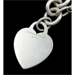 Tiffany & Co silver cable link heart charm bracelet, London 2003