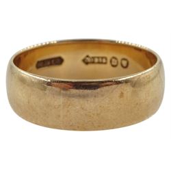 Early 20th century 9ct gold wedding band, London 1917