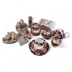 Royal Albert Heirloom tea service, together with Lilliput Lanes and other collectables 