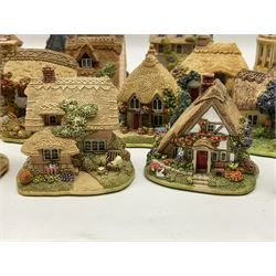 Twenty Lilliput Lane models, to include Keepers Lodge, Little Hay, Hops House, The Radcliffe Camera, Cockleshell, etc, all with deeds and original boxes (20)