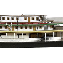 Model of St.Louis Belle paddle boat, L118cm, together with a box of additional parts and model plans by Vic Smeed