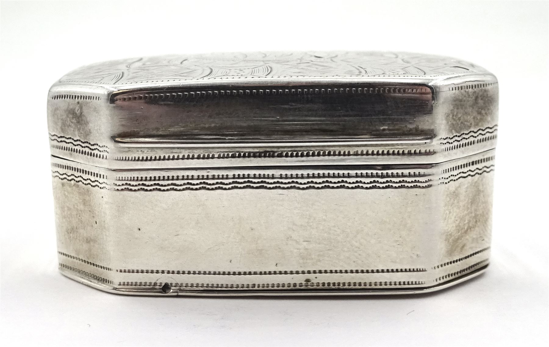 George III silver nutmeg grater makers mark TH, London 1806
