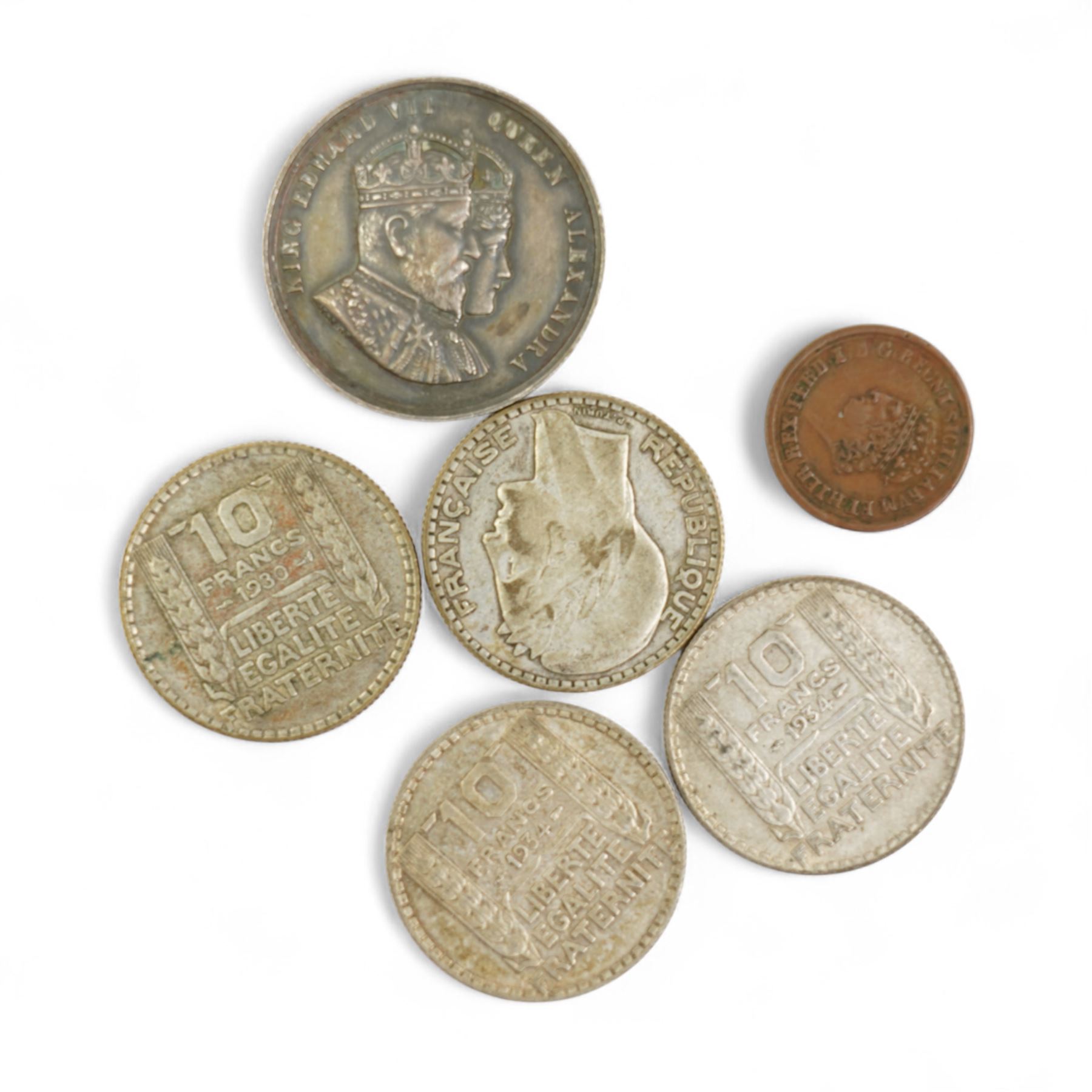  Quantity of pre 1947 coinage, approx 280 grams and various other coins
