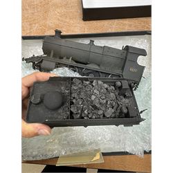 Acorn & Mercian O gauge kit built model Class 63XX GWR Mogul with tender, no. 6377, together with Class 77XX GWR saddle tank, no. 7736 (2)