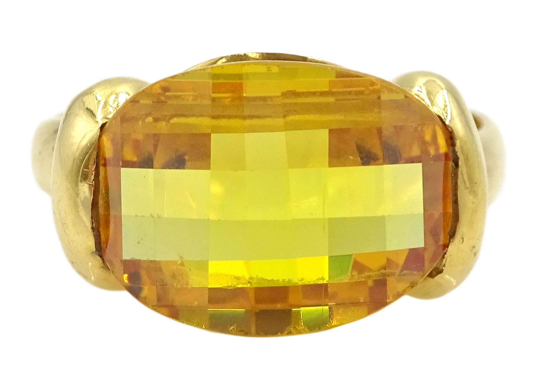 18ct gold oval briolette cut citrine ring, stamped 750