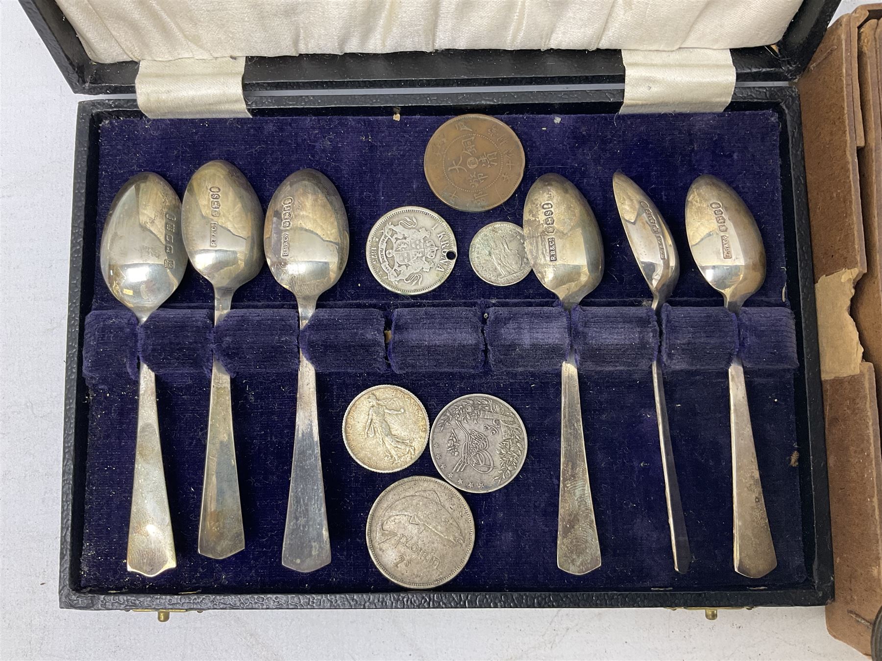 Five silver Coronation spoons by R Bond & Co, hallmarked Sheffield 1934 and 1935, together with another further stamped Nc Co, and 1934 Irish silver Florin, Switzerland 1967 1/2 Franc, Sweden 1875 Krona, 1 Franc etc