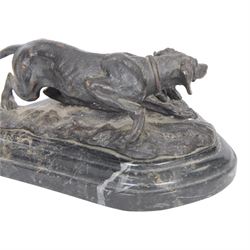 After Antoine Lois Barye, bronze figure group depicting hunting dog and pup, upon a black marble base, H10cm, W22cm
