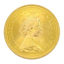 Queen Elizabeth II 1974 gold full sovere