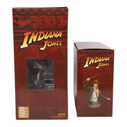 Kotobukiya Artfx Indiana Jones and the Raiders of the Lost Ark Snap Fit Artfx Theatre, together with a Gentle Giant Indiana Jones Collectible Mini Bust, both boxed