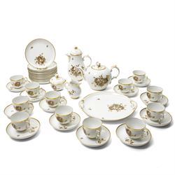Furstenberg tea service decorated with sprays of flowers within a gilt rim comprising twel...