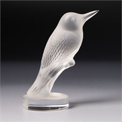 Lalique frosted glass model of a Kingfisher, engraved Lalique France, boxed H7cm