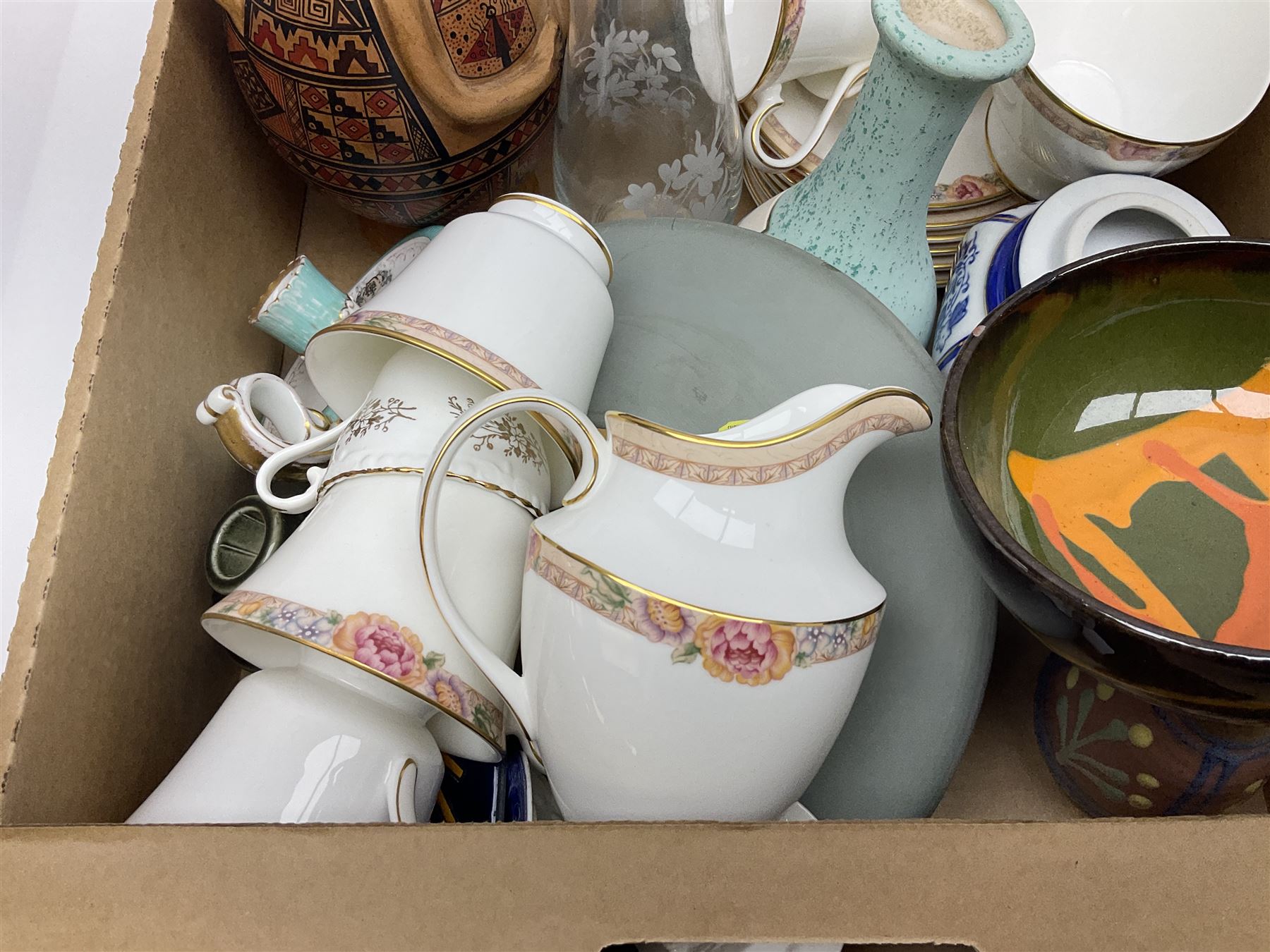 Royal Doulton Darjeeling pattern tea set for six, comprising teacus, saucers, dessert plates, milk jug and sucrier, together with other ceramics and collectables, in two boxes
