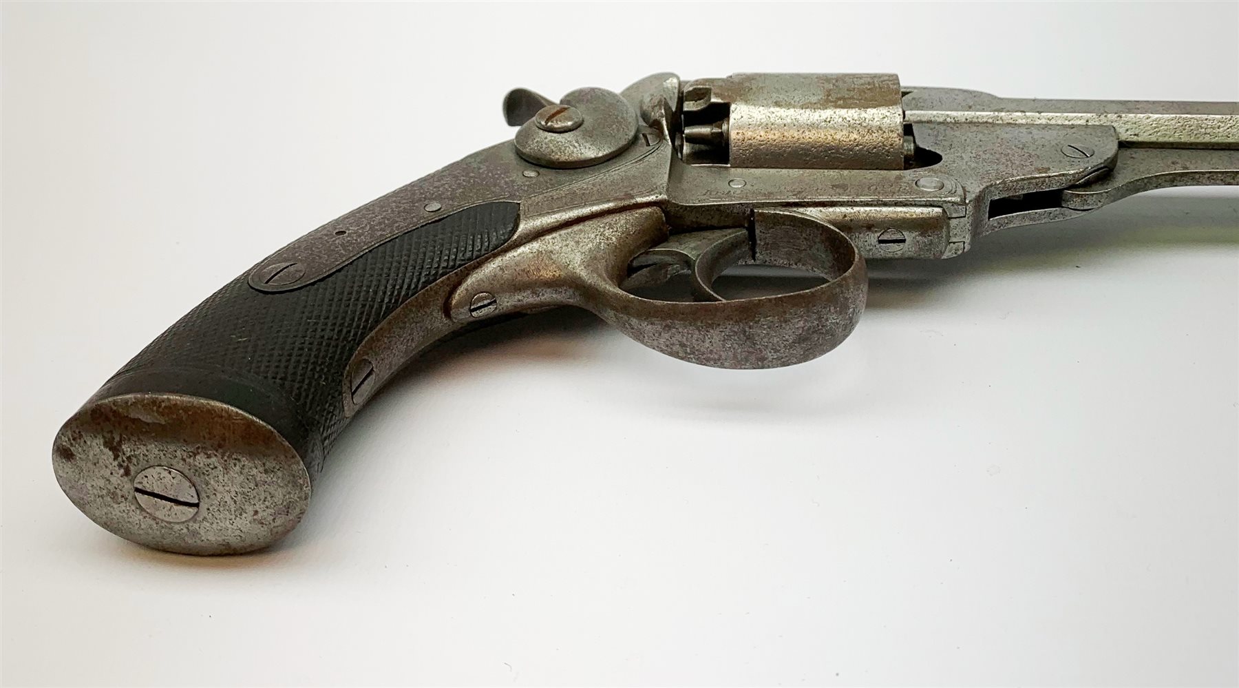 19th century English Kerr's Patent five-shot 54-bore side hammer percussion cap revolver, the 14cm octagonal barrel indistinctly marked to the top 'London Armoury', engraved 'Kerr's Patent 624' on the right frame beneath the cylinder, chequered walnut stock 30cm overall
