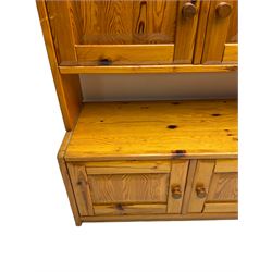 Mid-20th century pitch pine wall unit, fitted with assorted shelves and cupboards 