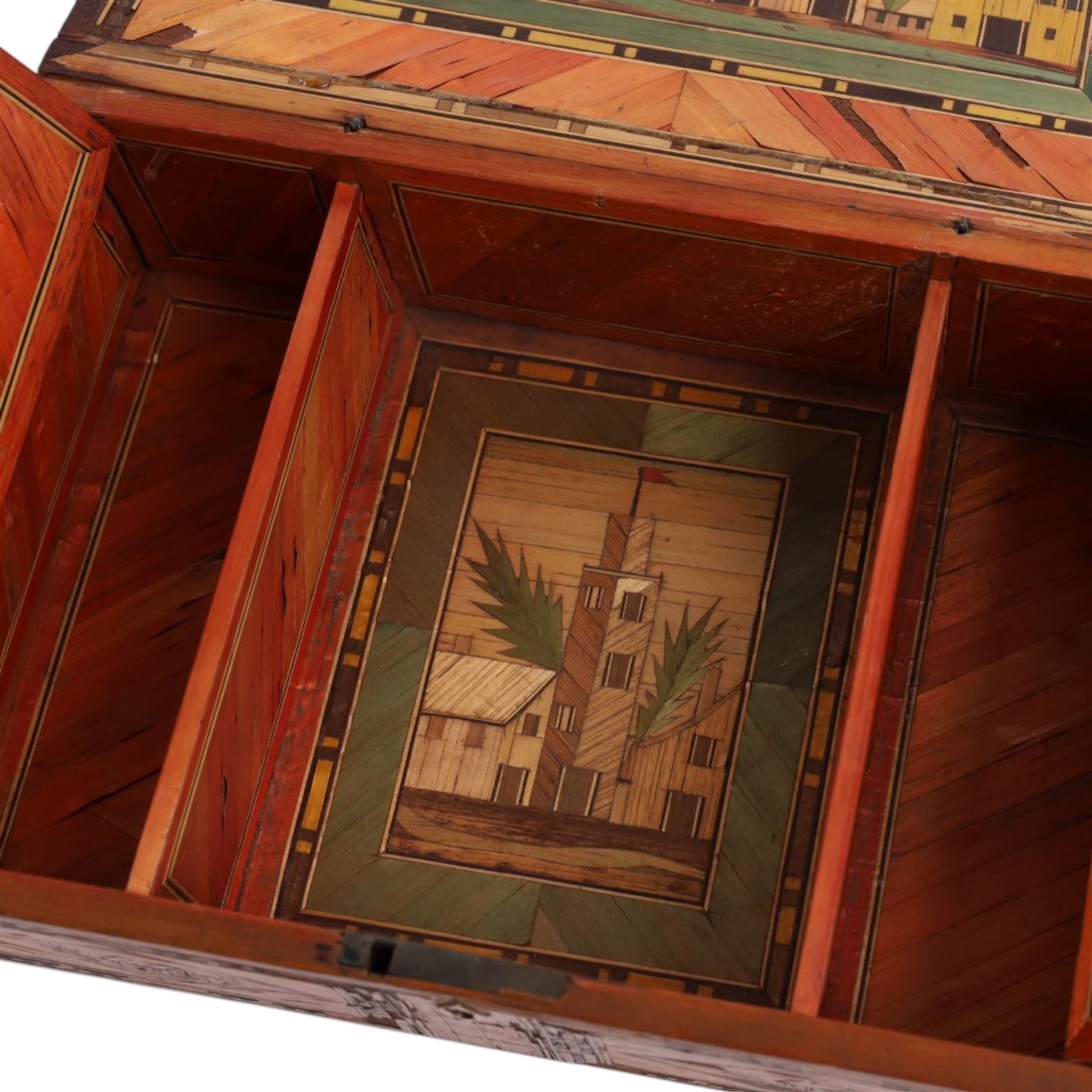Napoleonic prisoner of war straw work box, the exterior with panels of buildings in geometric borders, the interior of the hinged lid opening to reveal two compartments with hinged covers decorated with flowers, H8cm, D16cm