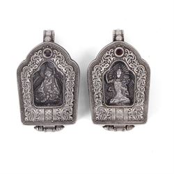 Pair of Tibetan prayer boxes, H5cm