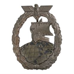  WWII German Kriegsmarine Auxiliary Cruiser badge, H6cm