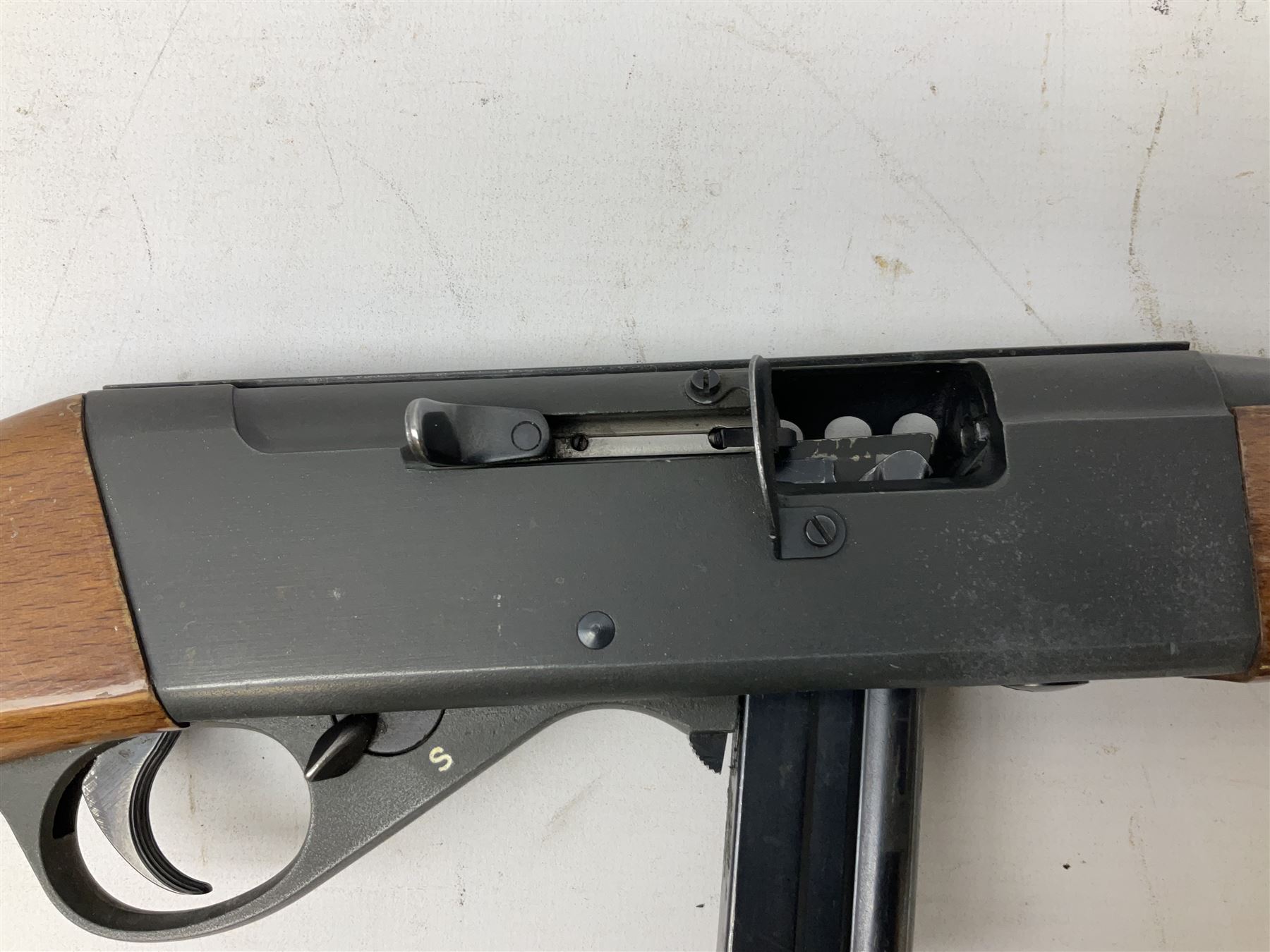 Anschutz Model 525 semi-automatic .22 rim-fire rifle, the 61cm barrel threaded for sound moderator, serial no.139278, L110cm FIREARMS CERTIFICATE REQUIRED OR RFD