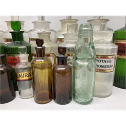 Collection of assorted pharmaceutical and chemist bottles to include green glass examples, Chloryl Anaesthetic glass canisters, various other sizes and colours, some pharmaceutical labels