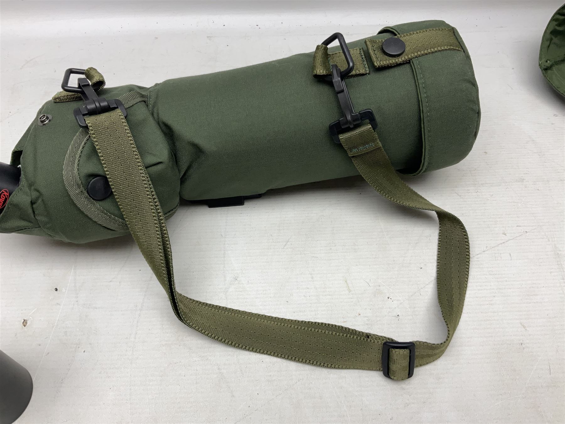 Kowa TSN-821 Spotting Scope, with 32x wide eye lens and canvas cover