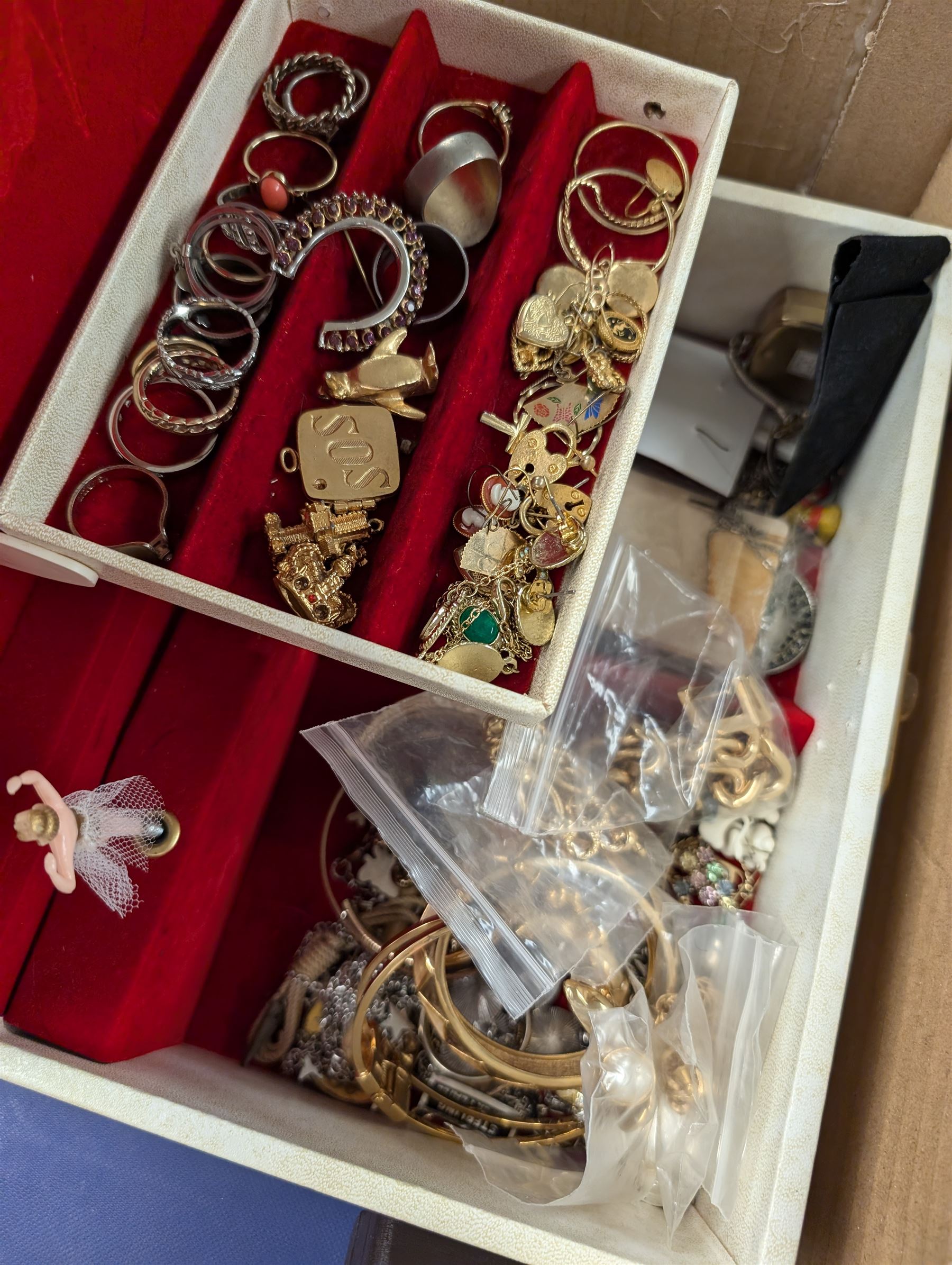 Collection of costume jewellery, including pendants, rings, etc and a quantity of wristwatches, some boxed