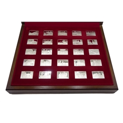  'Elizabeth Our Queen' set of twenty five silver ingots by John Pinches London, approx 21oz, cased with certificate   