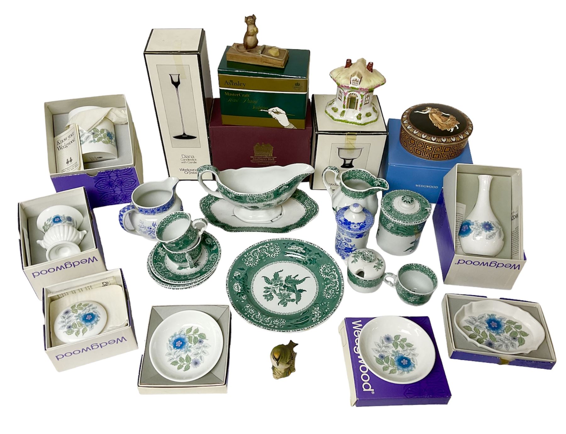 Spode Green Camilla pattern ceramics, together with a Wedgwood Etruscan Dance trinket box, Aynsley Mouse Trap figure, Coalport thatched cottage and a collection of other Wedgwood ceramics, some with boxes