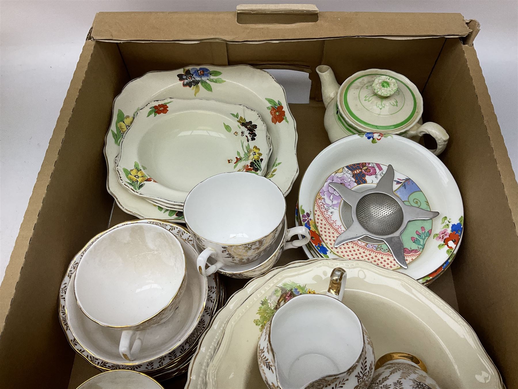 Shelley bowl, TG Green measuring jug, Villeroy & Boch sauce boat and stand, Burleigh Asiatic Pheasants plum cow creamer, cylindrical vase, mugs, bowls, jug etc, Spode 'Full Cry' The Hunt plate, Spode Ladybird mugs, Portmeirion, Meakin, Carlton China, teawares, ceramics etc