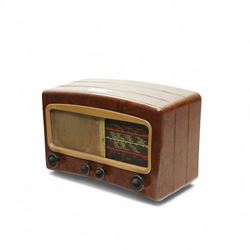 Vintage Cossor Melody Maker radio in bakelite case