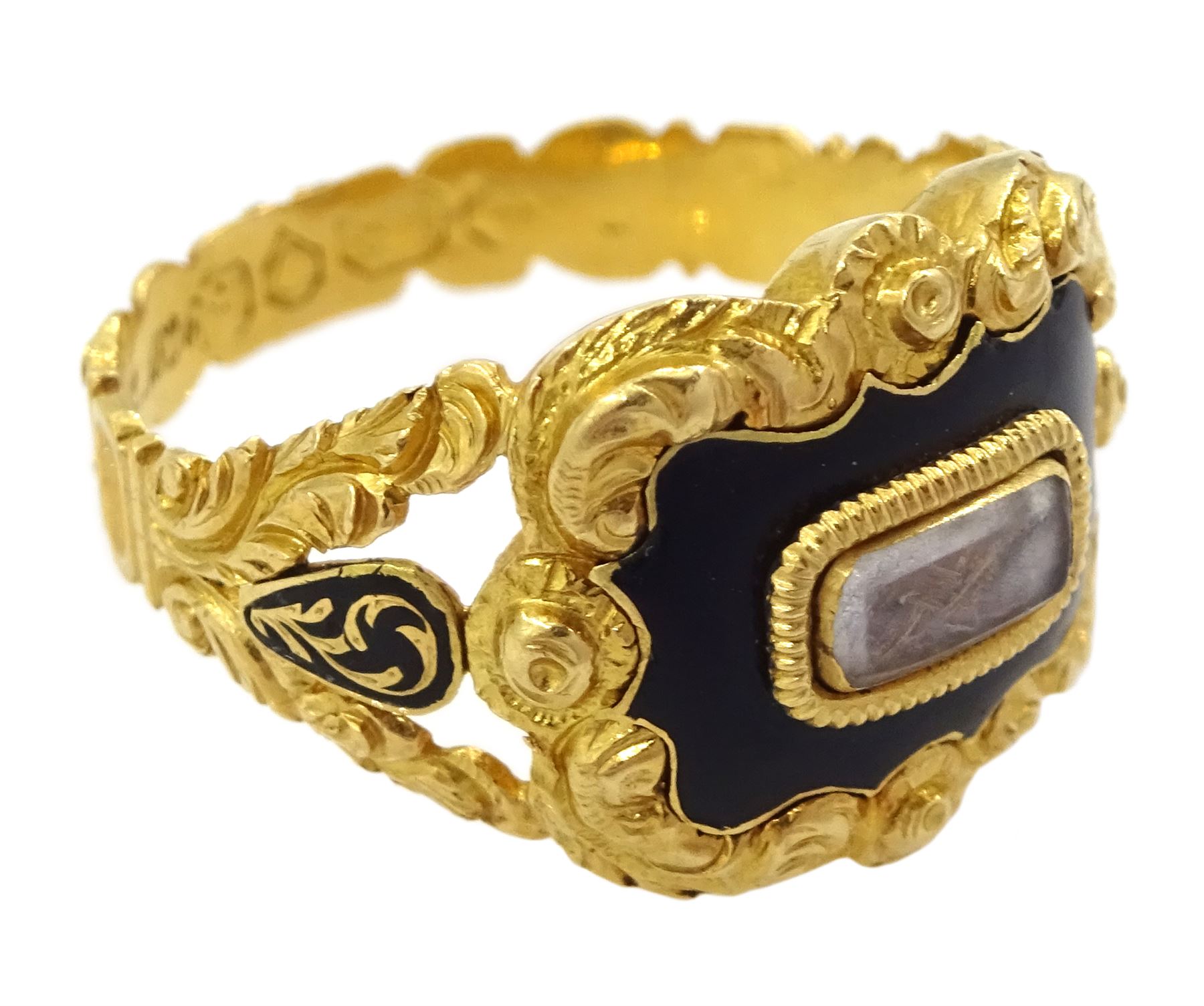 George IV 18ct gold black enamel and glazed mourning ring, the setting and shank with foliate decoration, London 1825, 