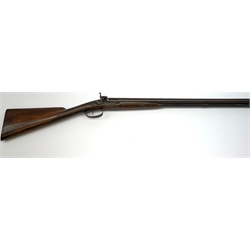 19th century 13-bore muzzle loading, percussion cap, side-by-side double barrel sporting gun by W. Needler Hull, the walnut stock with chequered grip and steel butt plate, engraved action, pineapple finials to fore-end, gold escutcheon, 74cm barrels with under barrel ramrod,  L116cm overall