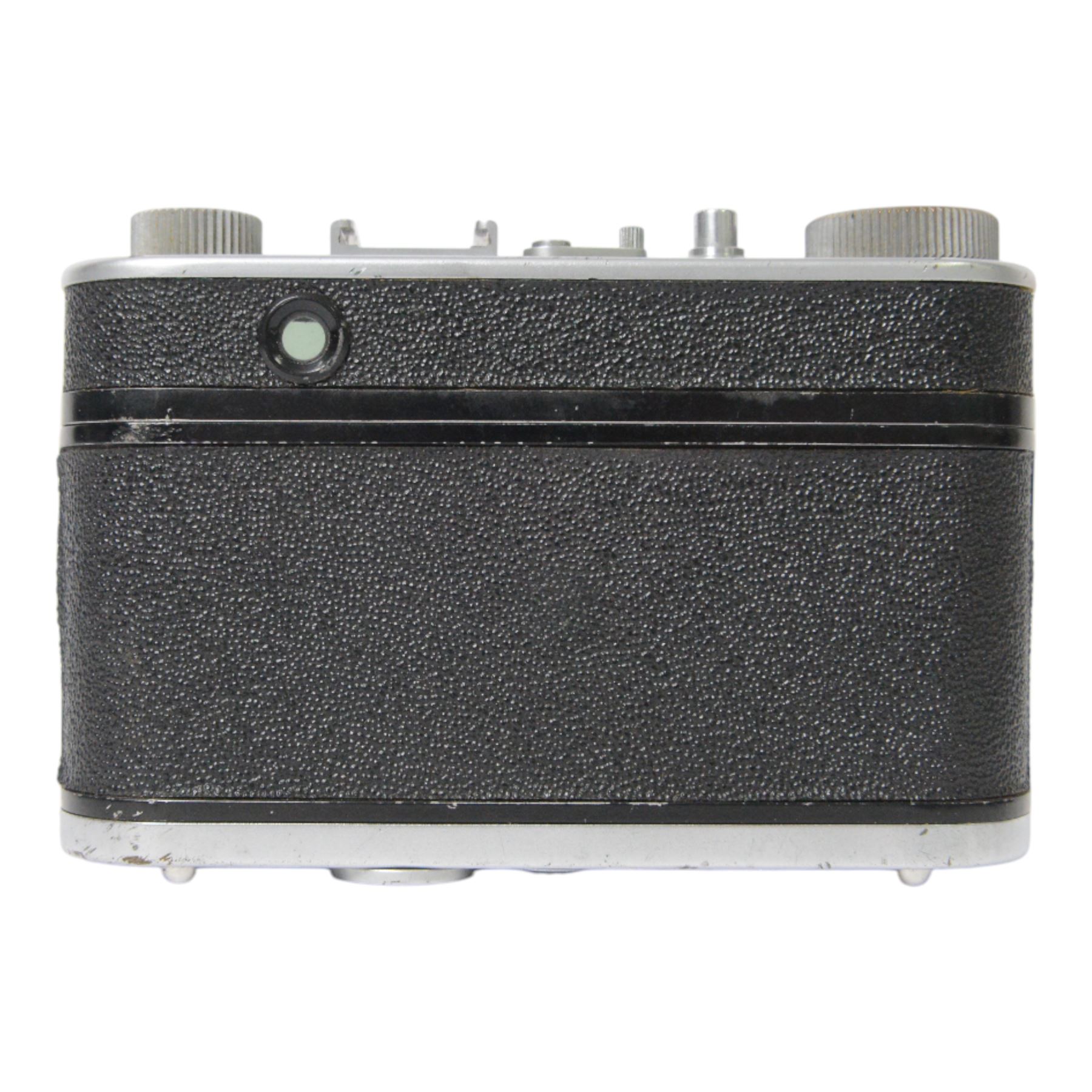 Futura Kamerawerk 35mm rangefinder camera, with Future Freiberg Evar 1:2.0/50 serial no. 36192, in brown leather carrycase