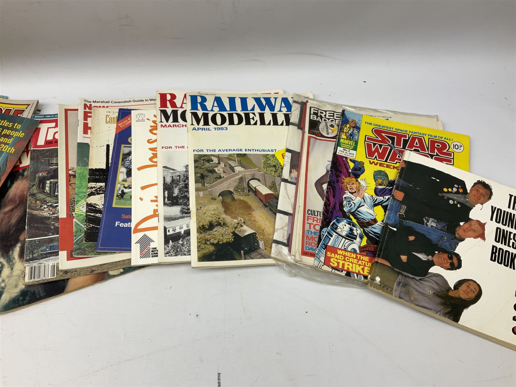 Eagle Comic No.1 27 March 1982 to 19 March 1983, Tornado Comic No.1 to No.22 18 Aug 1979, and quantity of other comics, books, magazines etc