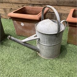 Galvanised watering cans and terracotta plant pots - THIS LOT IS TO BE COLLECTED BY APPOINTMENT FROM DUGGLEBY STORAGE, GREAT HILL, EASTFIELD, SCARBOROUGH, YO11 3TX