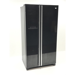  Daewoo FRAX22B3B American style fridge freezer, W92cm, H178cm, D69cm (This item is PAT tested - 5 day warranty from date of sale)  
