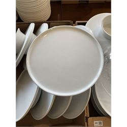 Quantity of white ceramic cake stands- LOT SUBJECT TO VAT ON THE HAMMER PRICE - To be collected by appointment from The Ambassador Hotel, 36-38 Esplanade, Scarborough YO11 2AY. ALL GOODS MUST BE REMOVED BY WEDNESDAY 15TH JUNE.