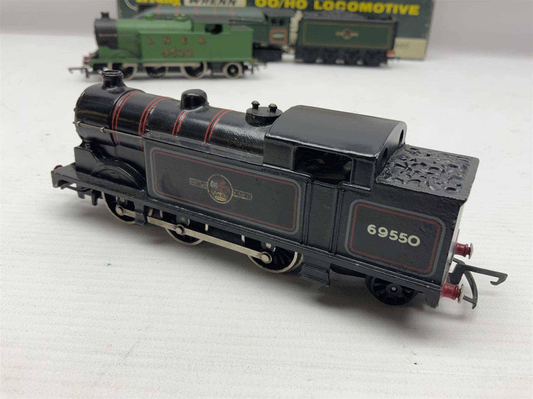 Wrenn '00' gauge - two Class N2 0-6-2 tank locomotives - No..9522 in LNER Light Green in original box with instructions; and No.69550 in BR Lined Black in associated Wrenn box with instructions; together with Tri-ang Wrenn '00' gauge Class A4 4-6-2 locomotive 'Mallard' No.60022; boxed (3)