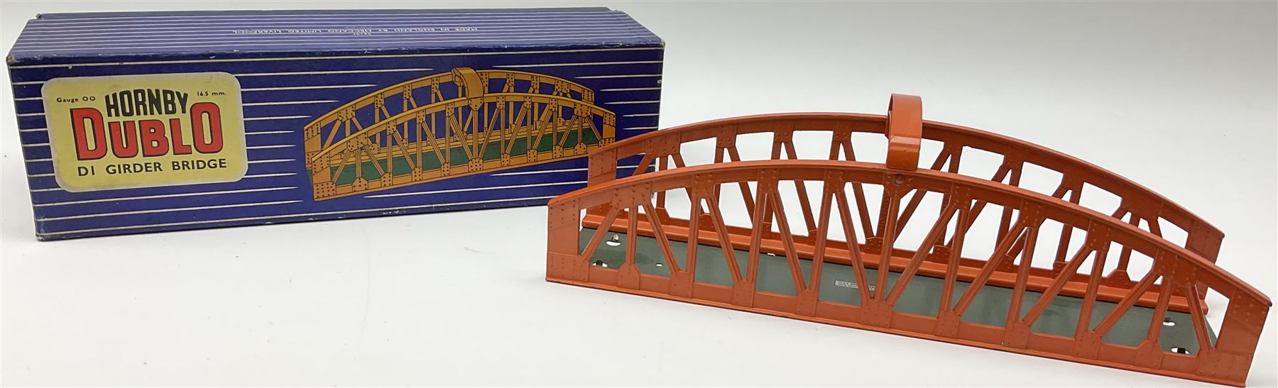 Hornby Dublo - Breakdown Crane No.4062 with Cowans Sheldon livery, boxed with screw jacks; D1 Girder Bridge, boxed; and T.P.O. Mail Van Set, boxed with instructions, mail bags, switch and tested tag (3)