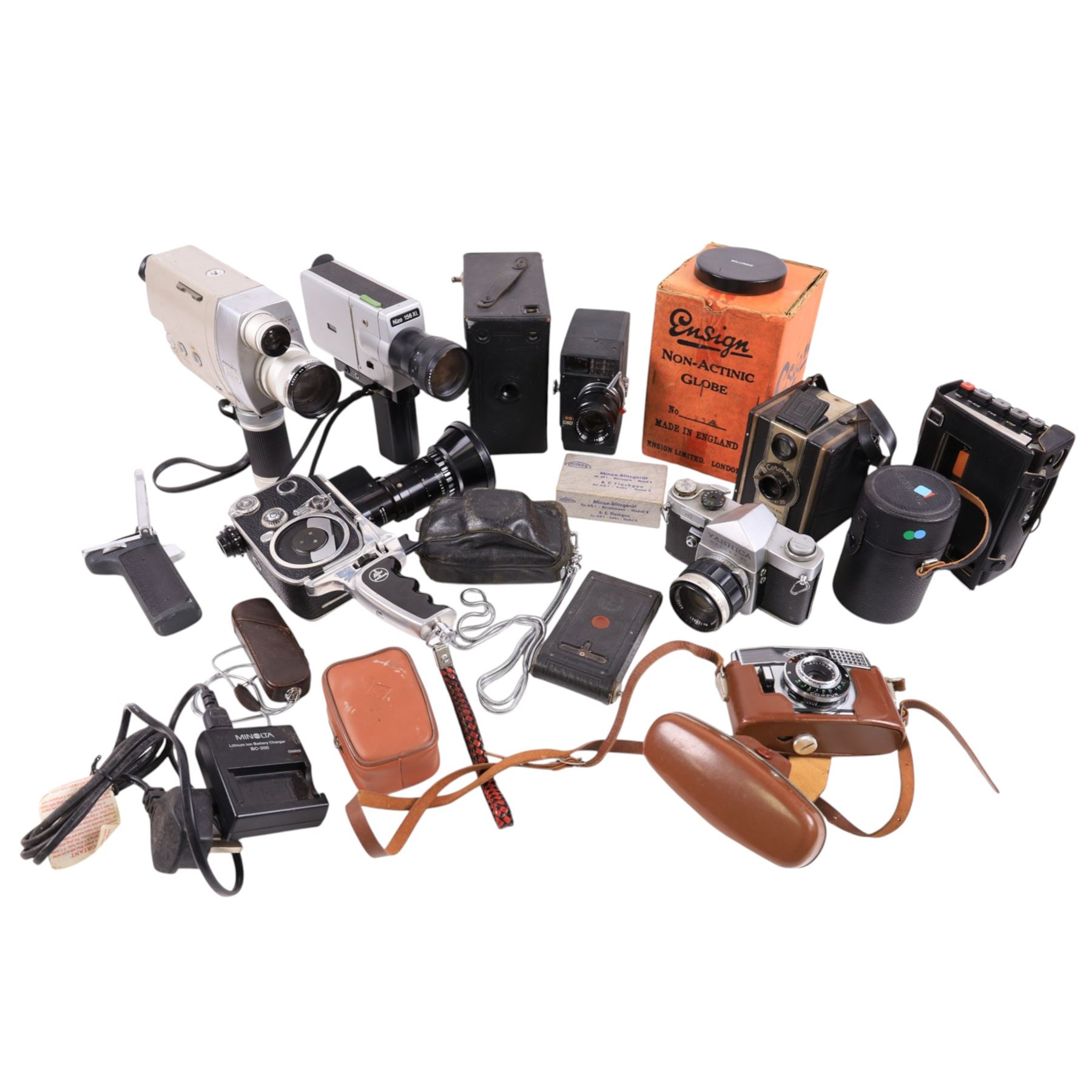 Collection of cameras, lenses and equipment including Bolex Paillard Zoom Reflex P2, Yashica Reflex 35, Coronet Twelve-20 Colour Filter Model etc, variously cased