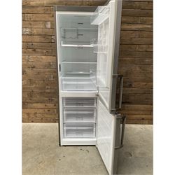 Samsung RB31FEJNDSA fridge freezer - silver finish