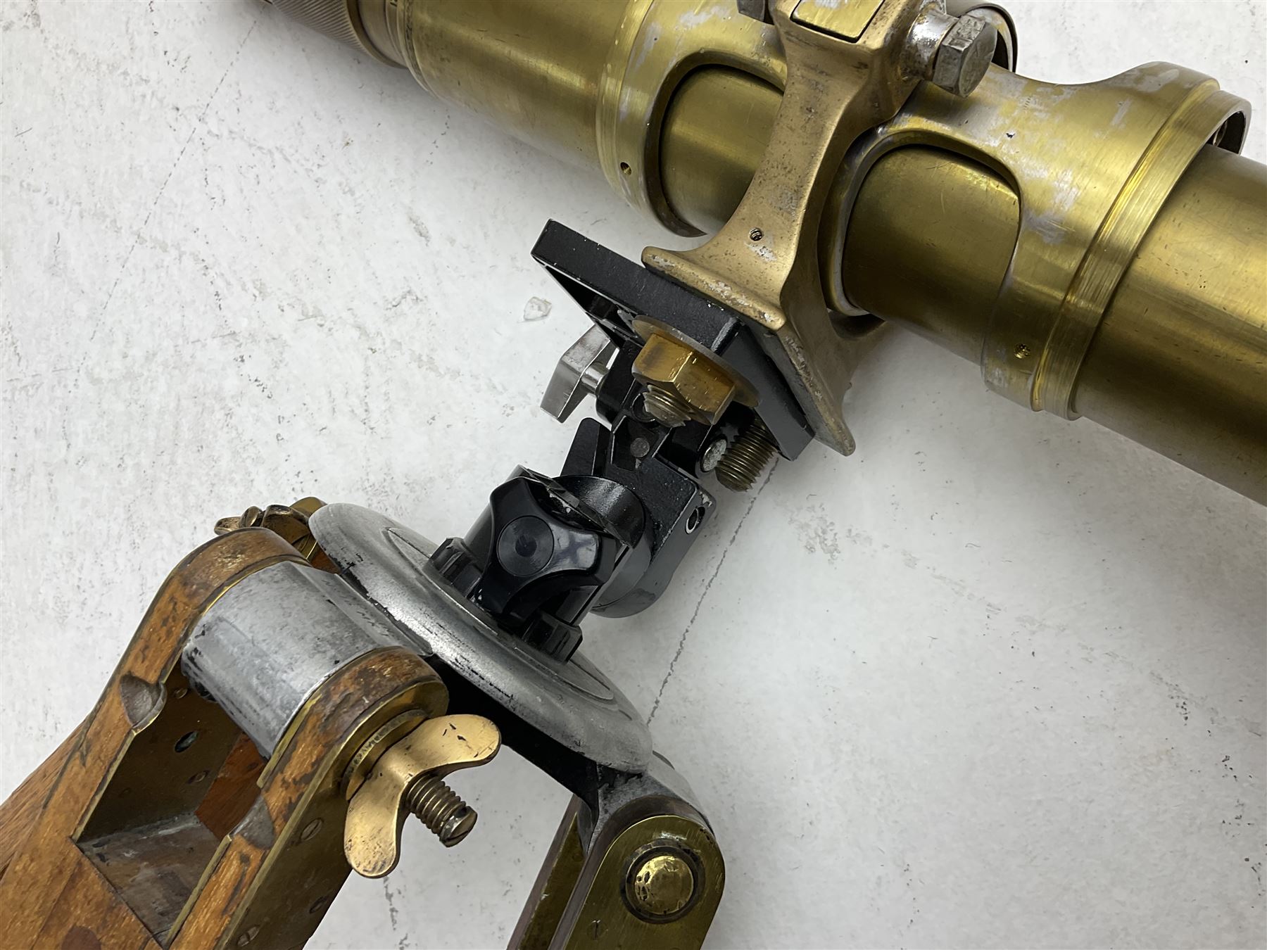 Early 20th century Ross London brass gunsight L67cm now as a telescope with Gaskell & Chambers bracket on hardwood and brass adjustable tripod marked 'Stands Inst No.16 Mk.1'