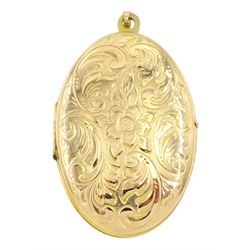 9ct gold oval hinged locket pendant, with engraved decoration, hallmarked